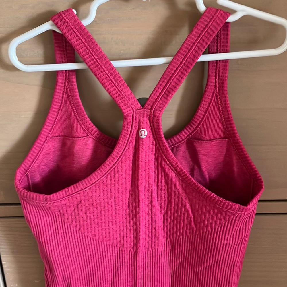 Lulu lemon power Y ribbed tank